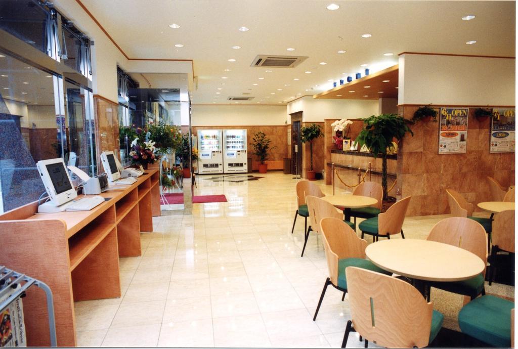 东横inn大阪难波府立体育会馆西店 3* 大阪